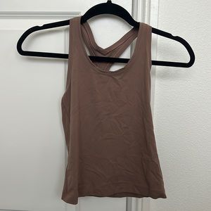 brown lulu top